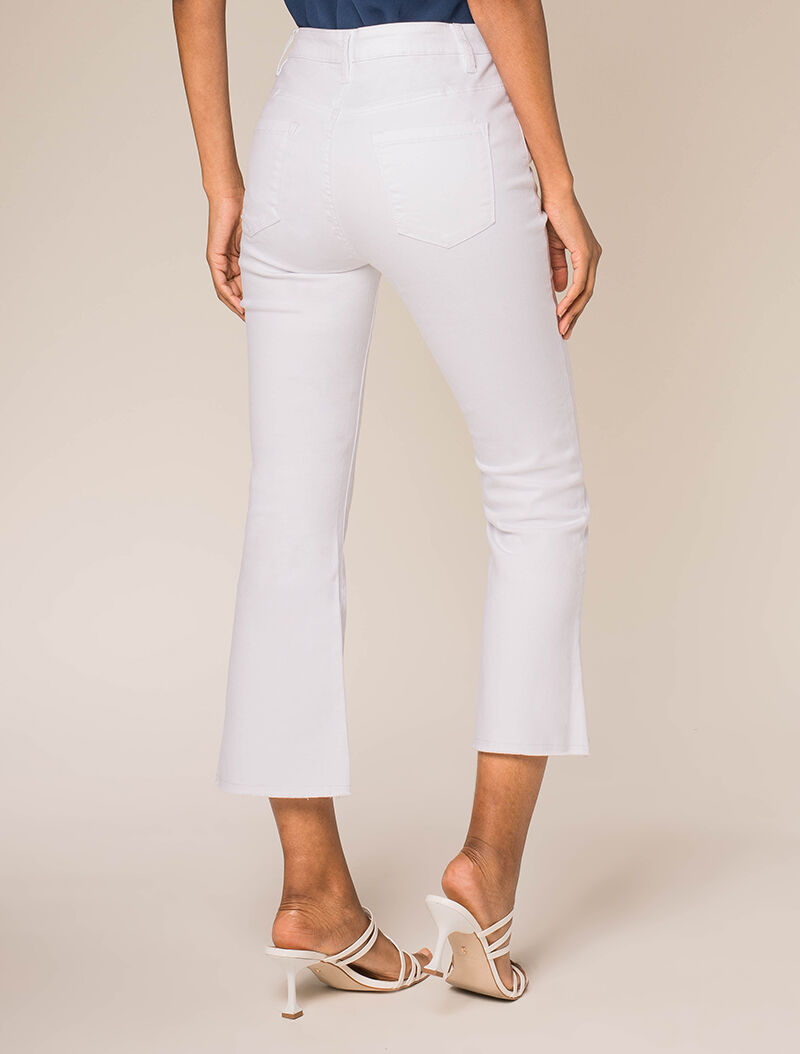 Jean 7/8 con bordes deshilachados - blanco