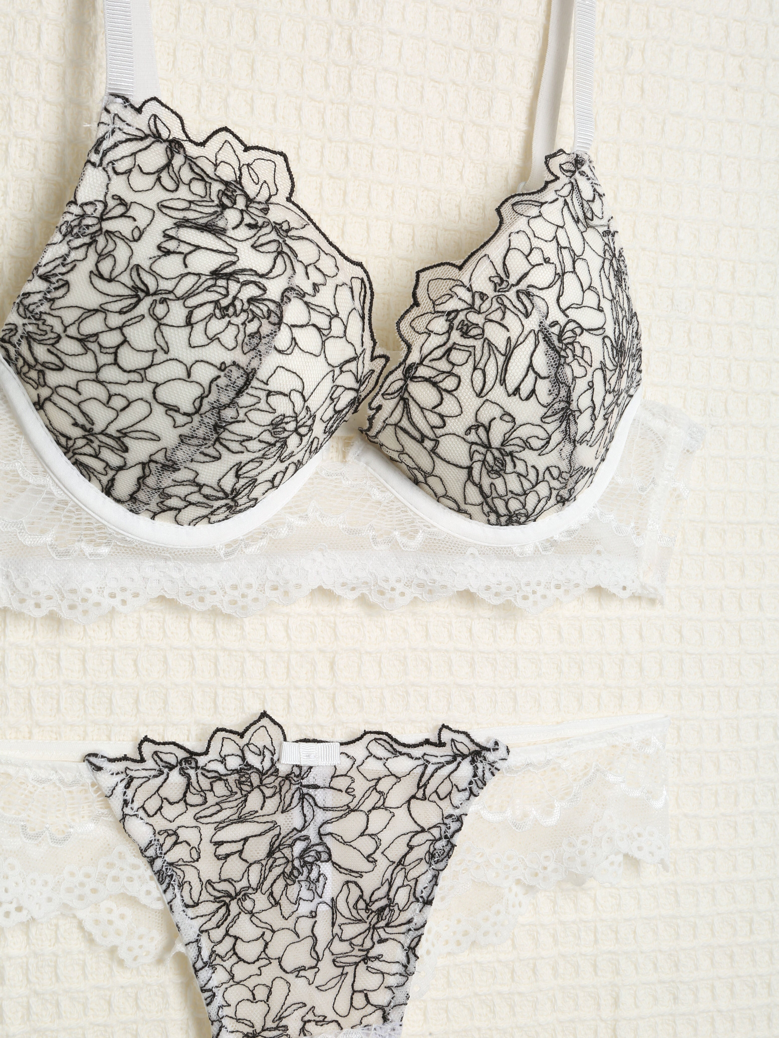Ensemble à broderie contrastante - Blanc - 3