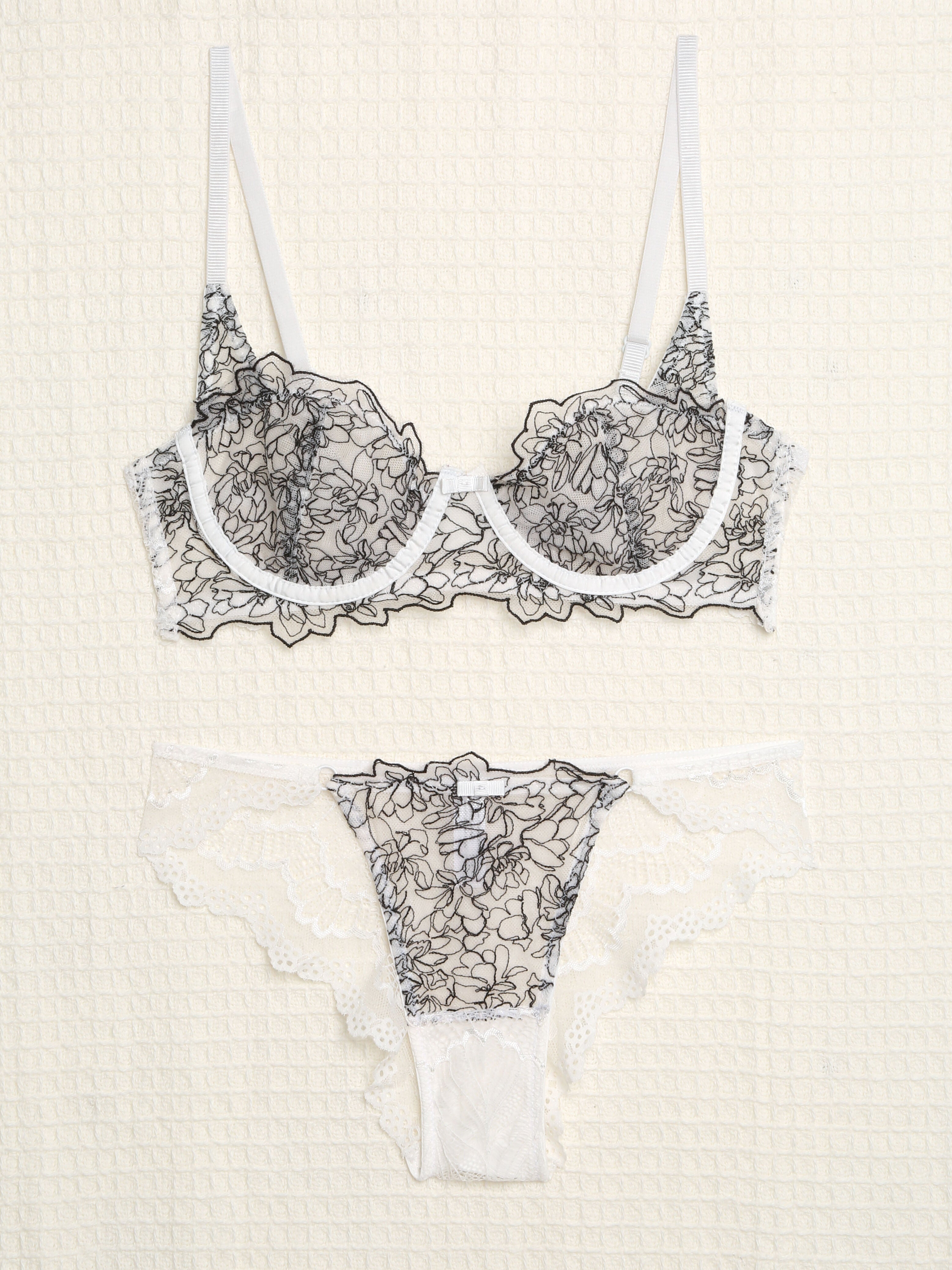 Ensemble en dentelle contrastant - Blanc - 4