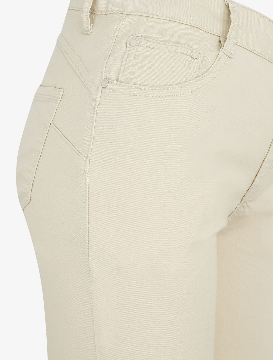 Bermuda push up uni à ourlets - Beige - 3