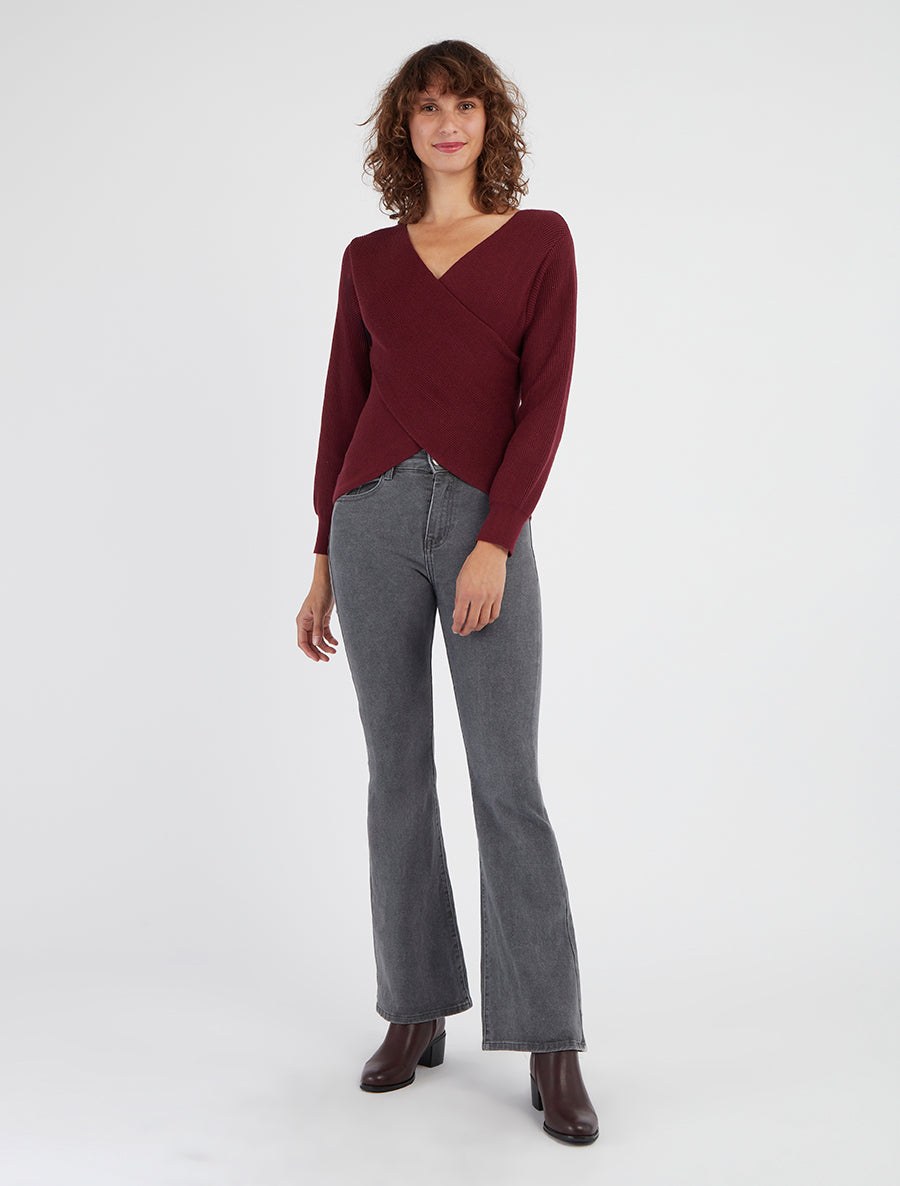 Jean estándar corte flare - Gris