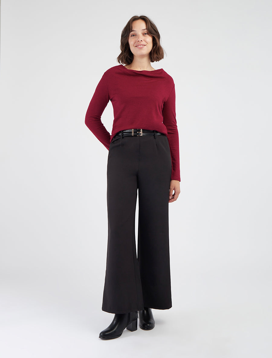 Jersey con cuello drapeado y espalda de crochet. - Burdeos