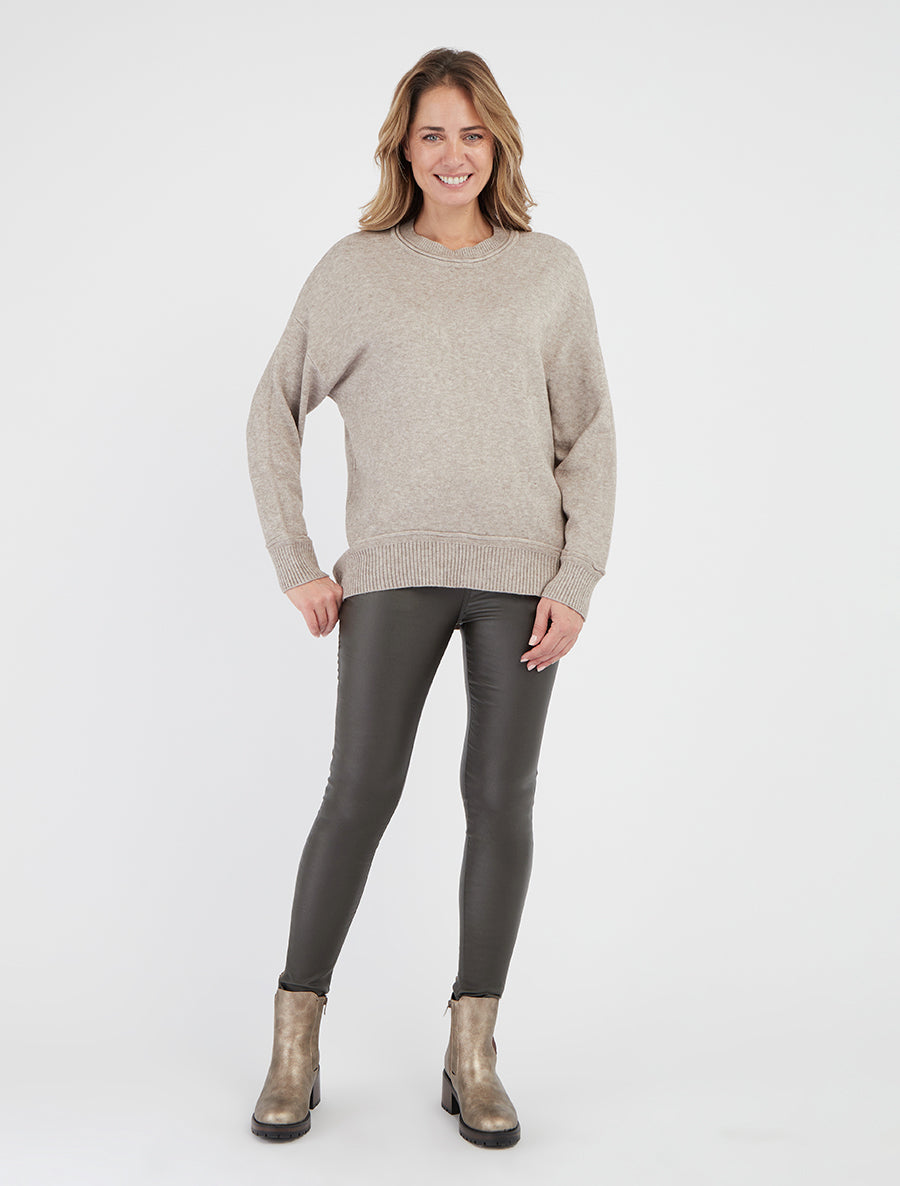 Jersey recto liso con bordes acanalados. - Topo