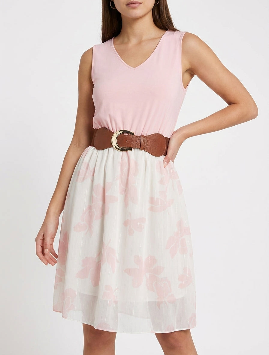 Vestido de corte evasé con estampado floral - Rosa