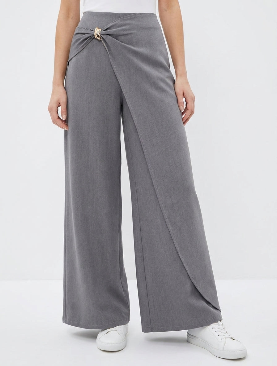Pantalón holgado con panel y joya metálica - Gris