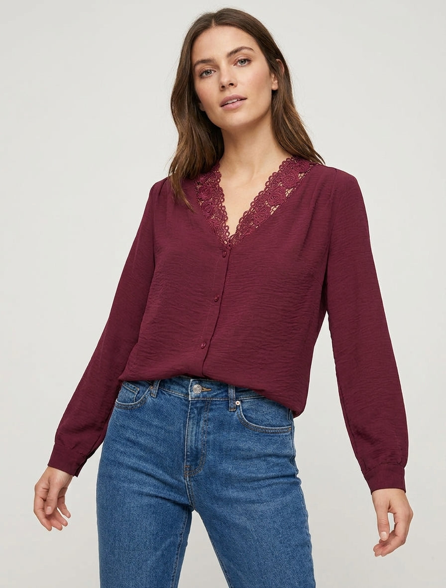 Blusa recta con cuello en V de encaje - Color vino