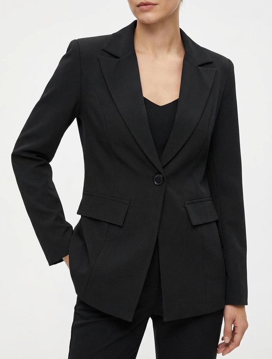 Blazer básico con hombreras - Negro