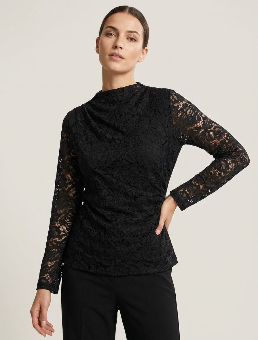 Top de encaje con cuello alto - Negro