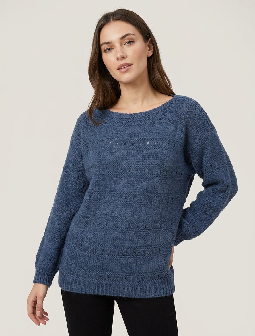 Jersey holgado con cuello barco en punto fantasía. - Azul