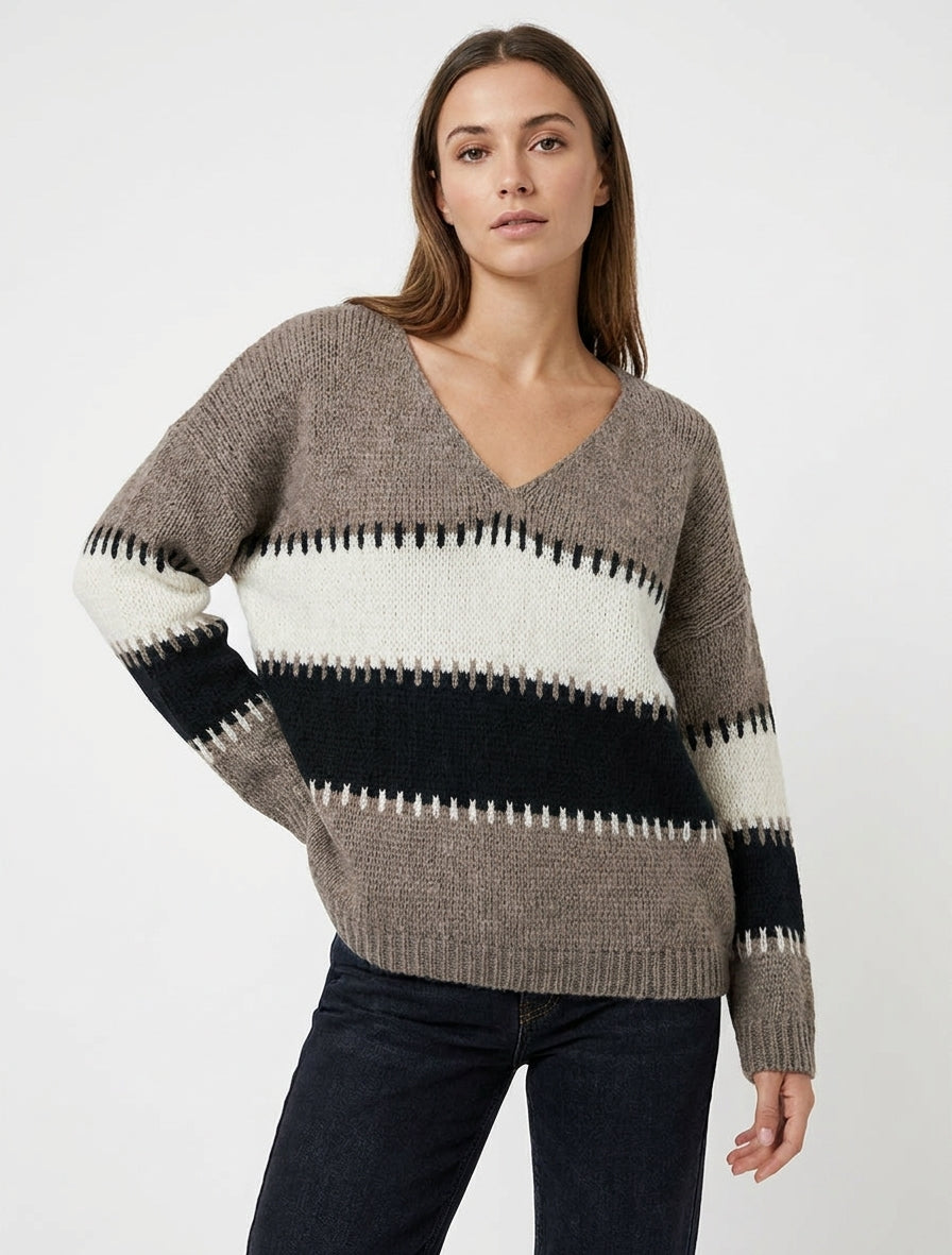 Jersey holgado con cuello en V y rayas estilizadas - Topo