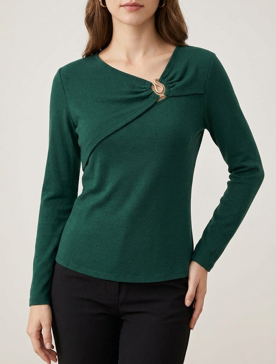 Jersey fino y recto con cuello redondo fruncido con joya. - Verde oscuro