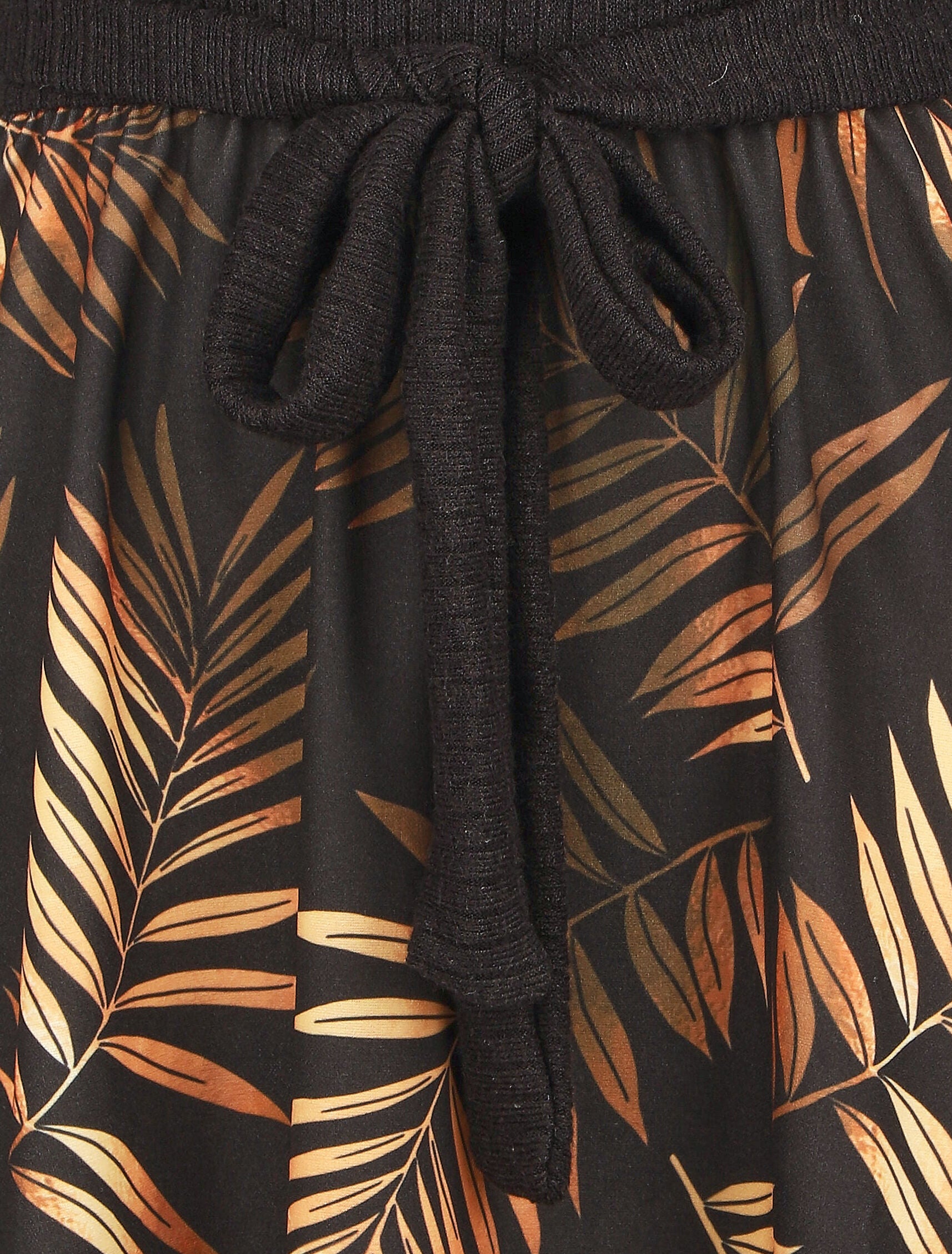 Robe mi-longue évasée imprimé feuilles - Noir - 3