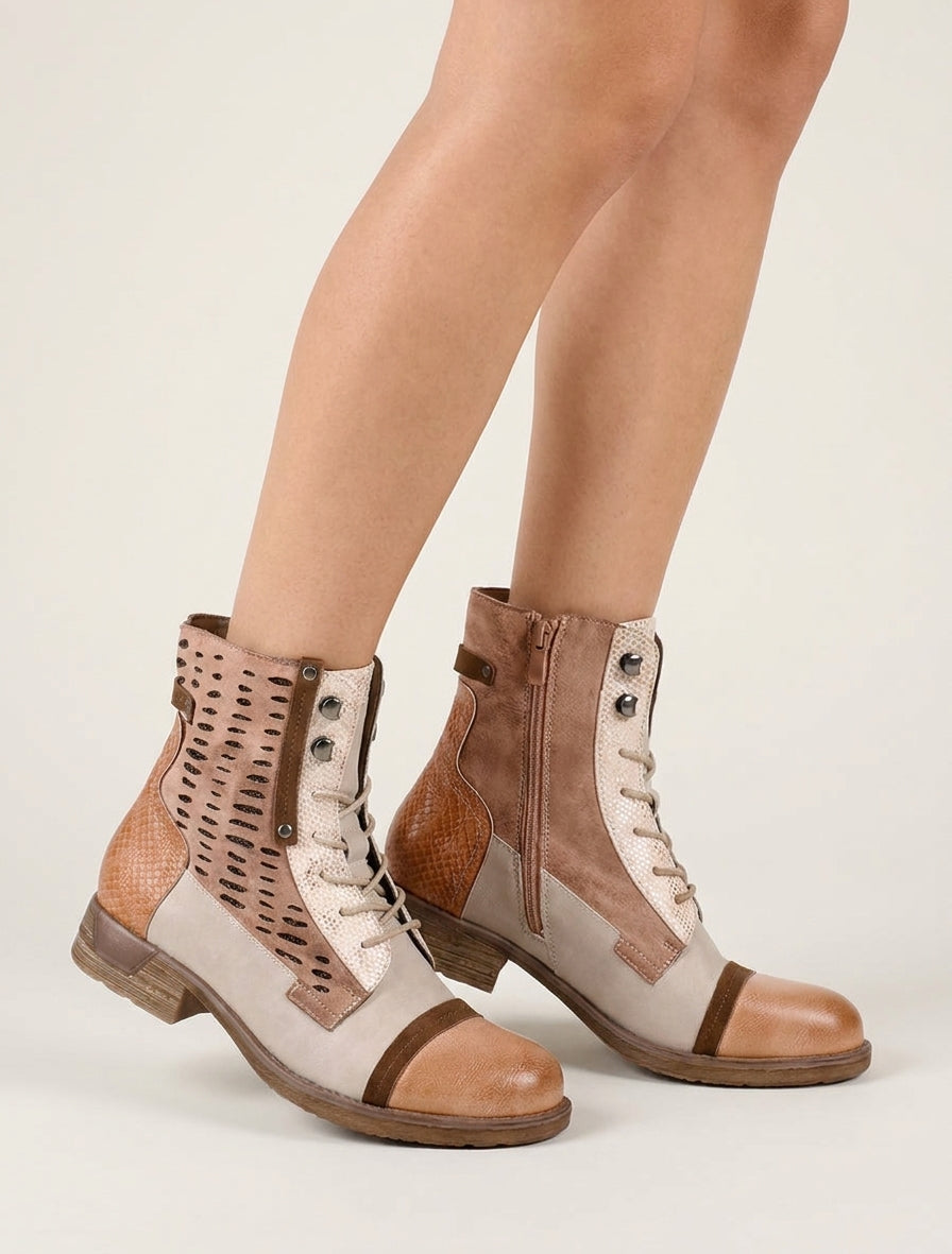 Botines con cordones con perforaciones irisadas y pitón. - Rosa salmón