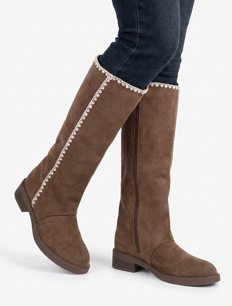 Botas de gamuza bordadas - Marrón
