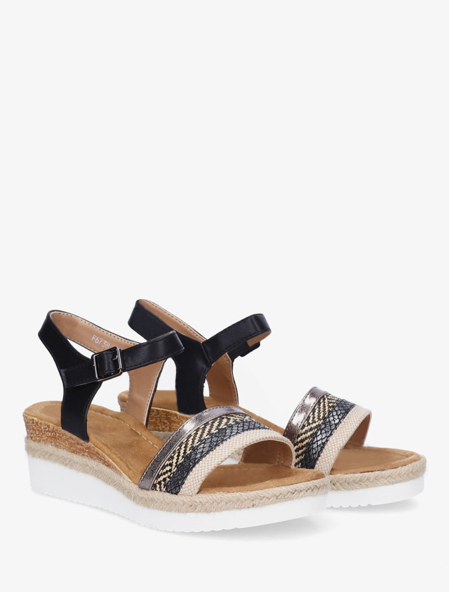 Sandalias de cuña adornadas con trenzas texturizadas. - Negro