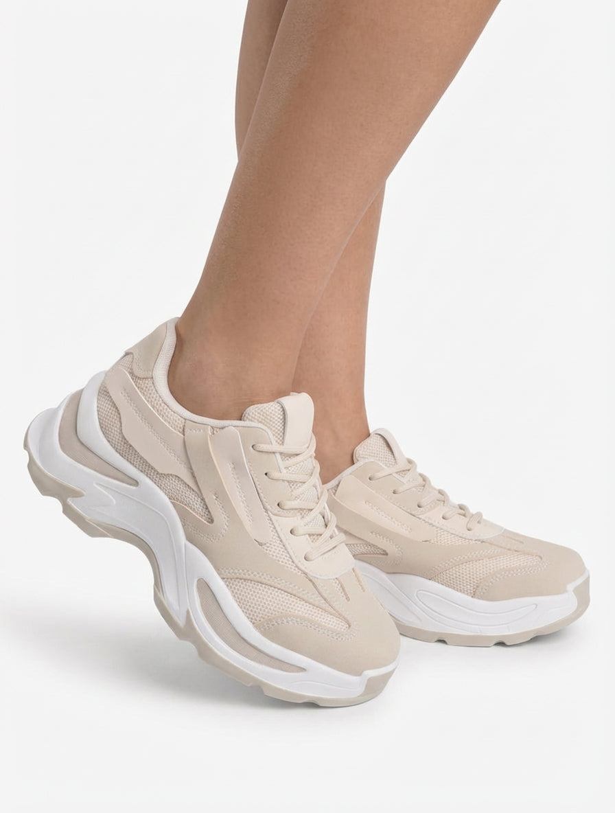 Zapatillas con suela gruesa - Beis