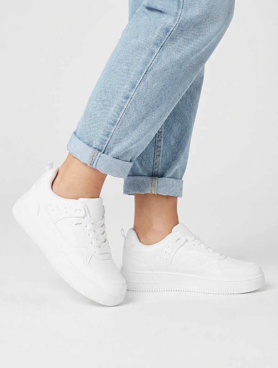 Zapatillas de imitación con suela gruesa - Blanco