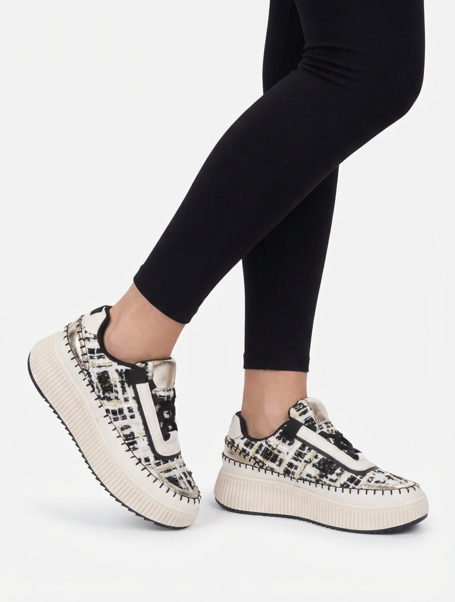 Zapatillas estampadas con suela de plataforma - Negro