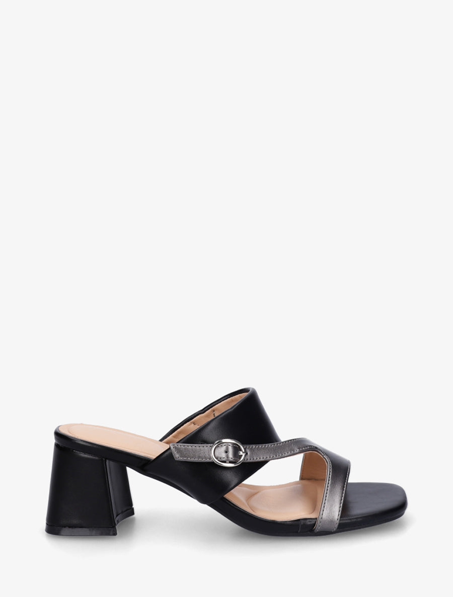 Sandales unies à bride asymétrique - Noir - 1
