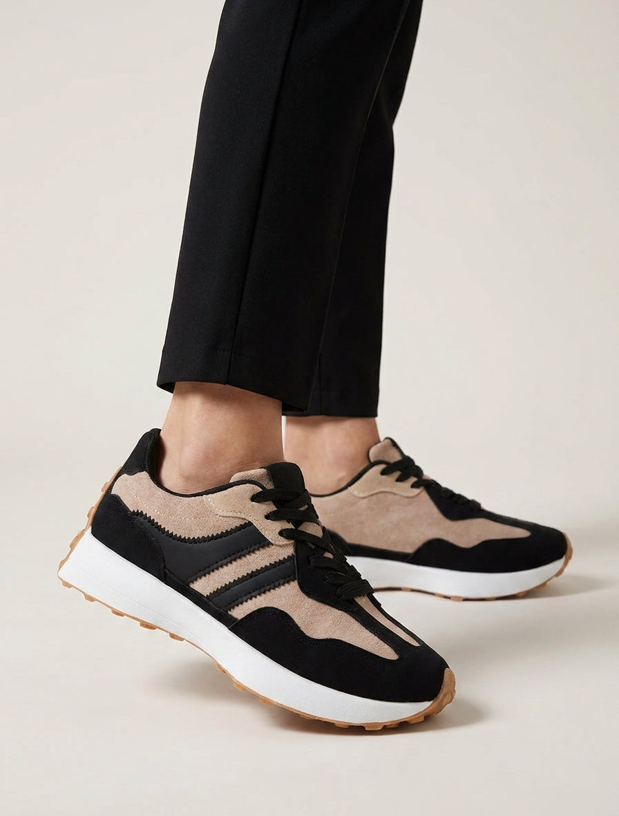 Zapatillas efecto nobuk con bandas contrastantes - Negro