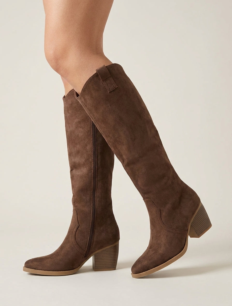 Botas de ante con punta puntiaguda - Marrón