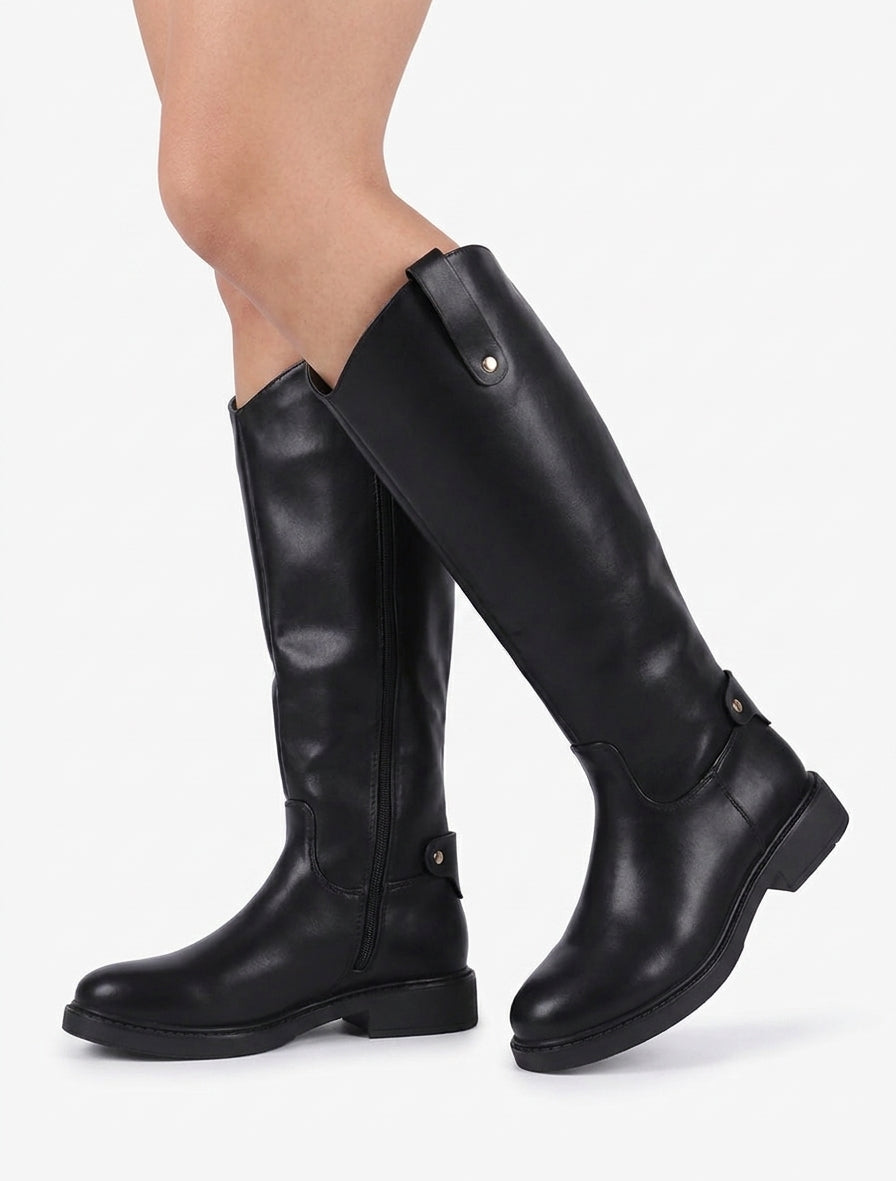 Botas estilo ecuestre de imitación. - Negro