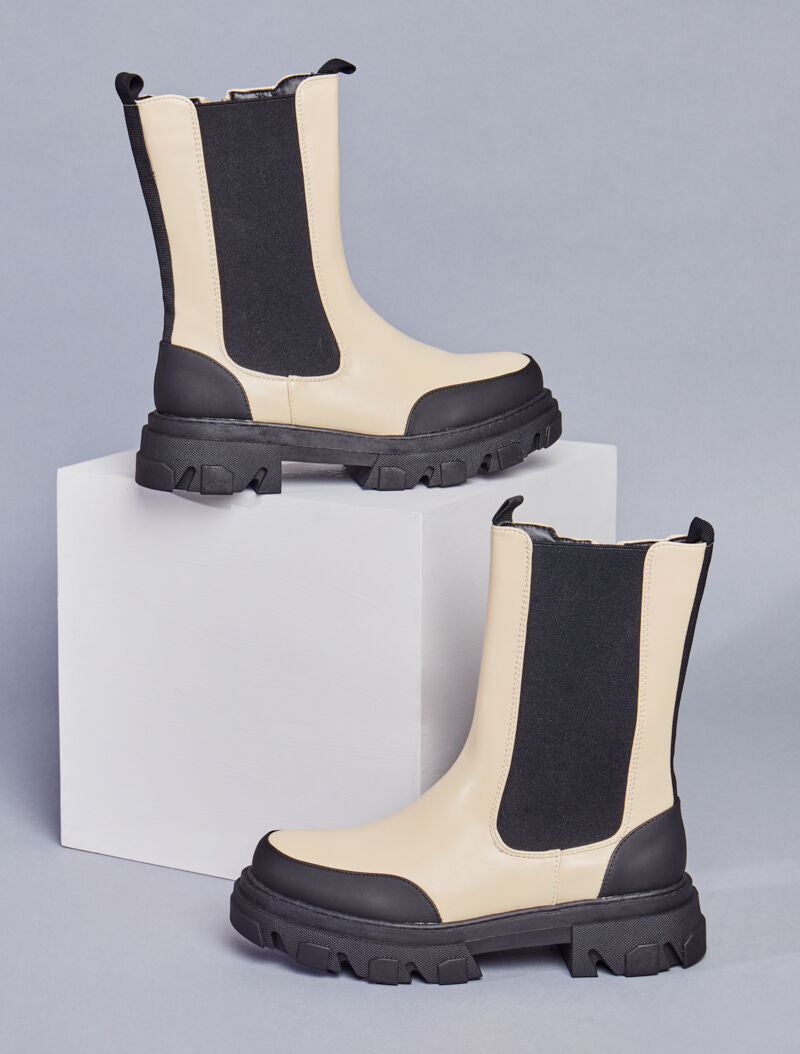 Boots montantes à semelles stylisées - Beige - 5