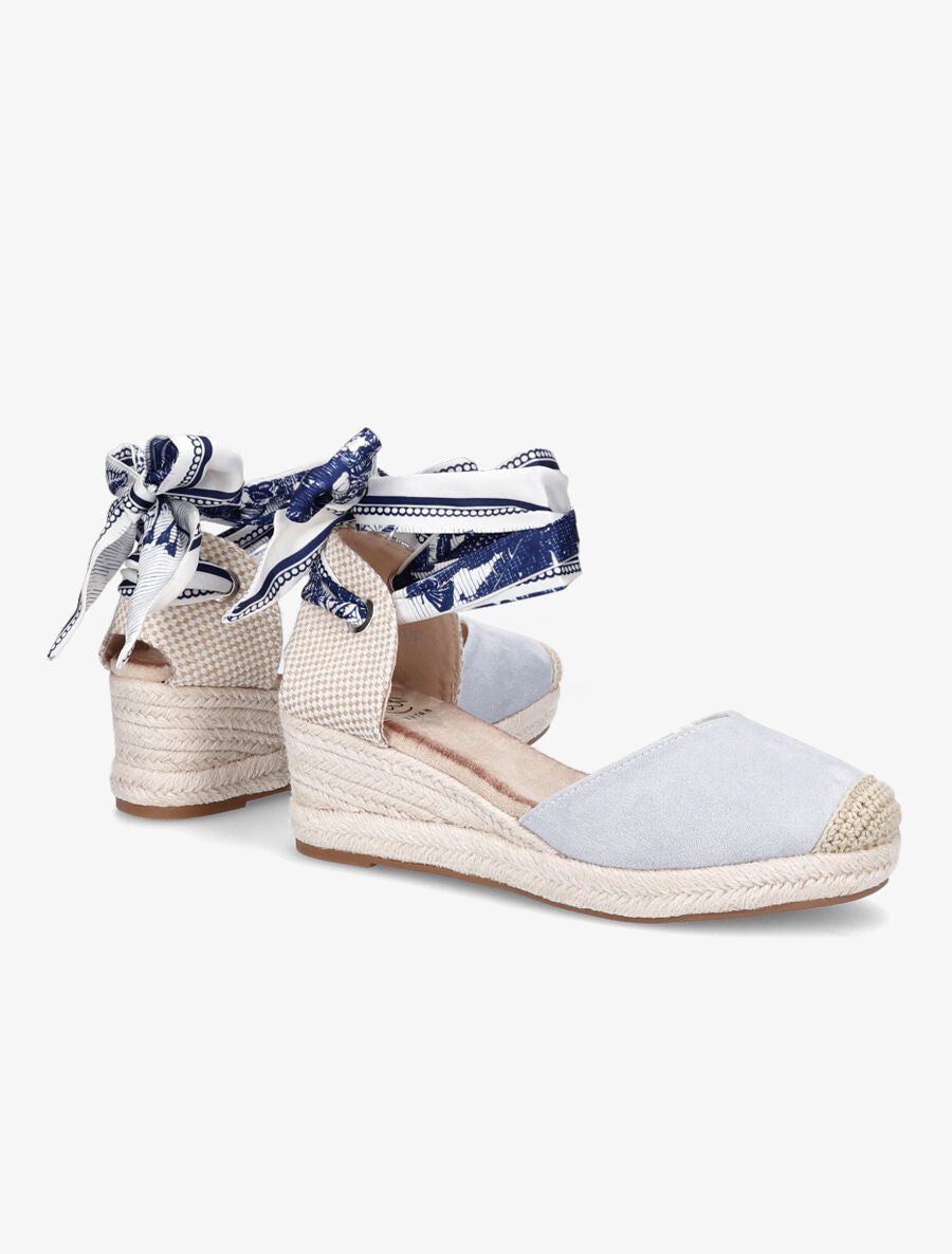 Sandales en suédine à tour de cheville en foulard - Bleu ciel - 4