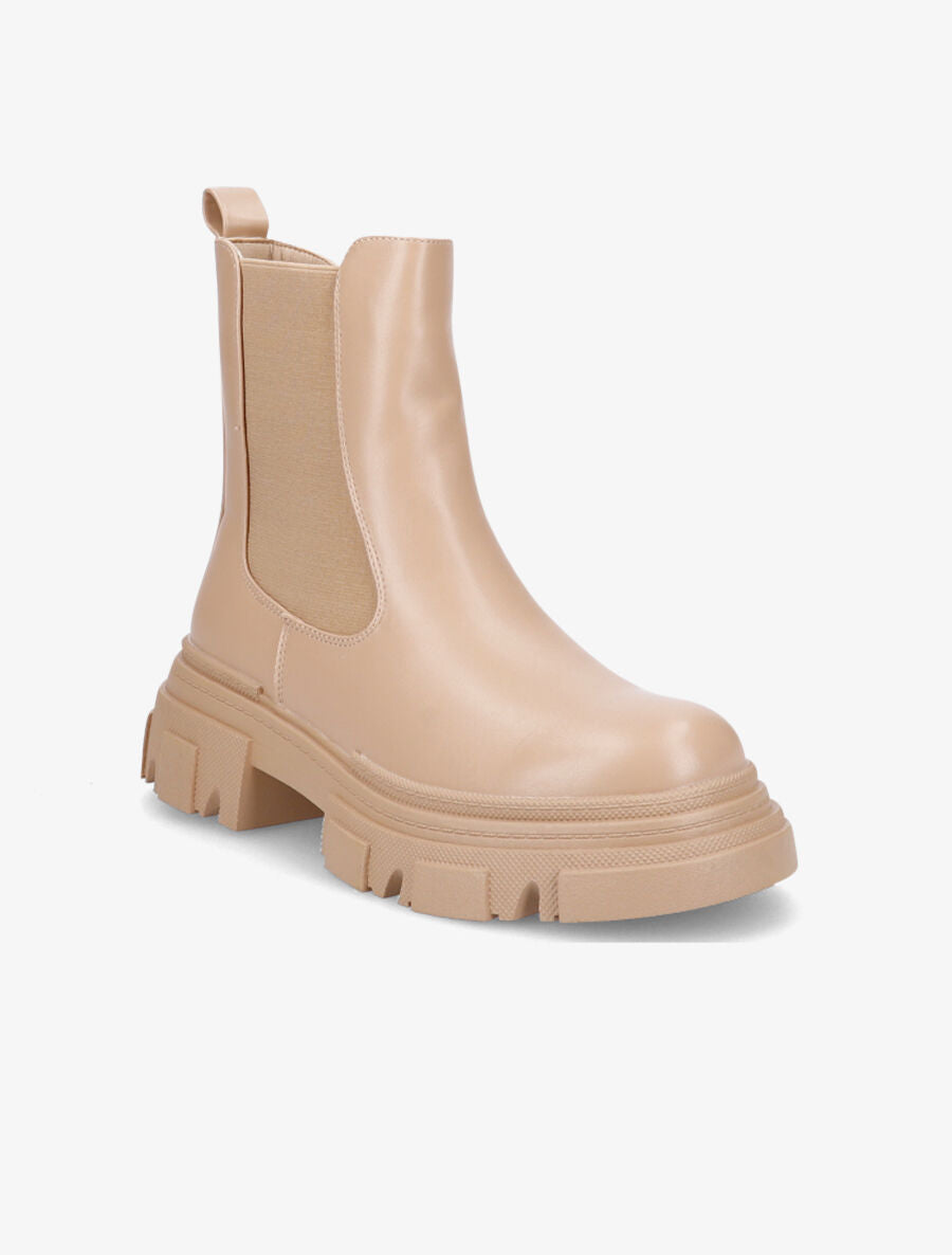 Boots à semelles crantées - Beige foncé - 2