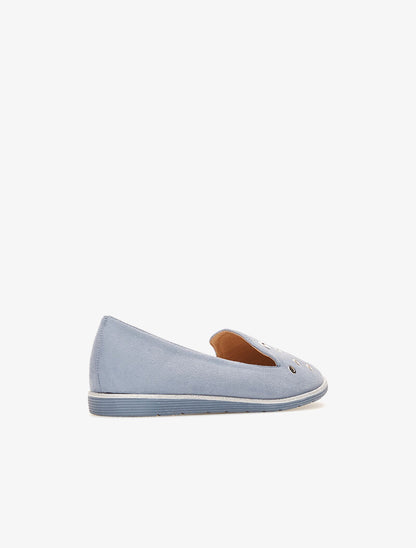 Slippers à oeillets argentés - bleu - 4