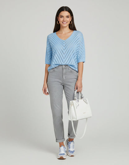 Look Anila