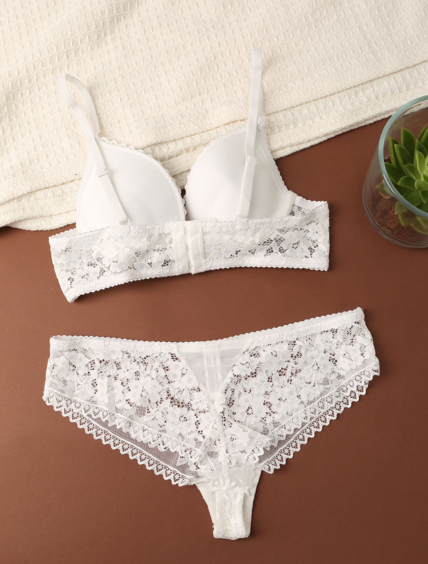 Ensemble en dentelle à motifs fleuris - Blanc - 2