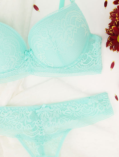 Ensemble en dentelle fleurie et détail noeud - Vert d&