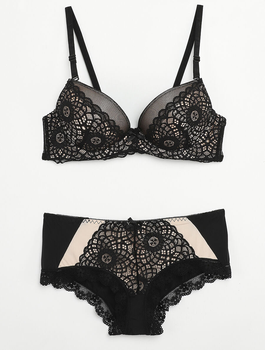 Ensemble en dentelle graphique et shorty - Noir/nude - 1