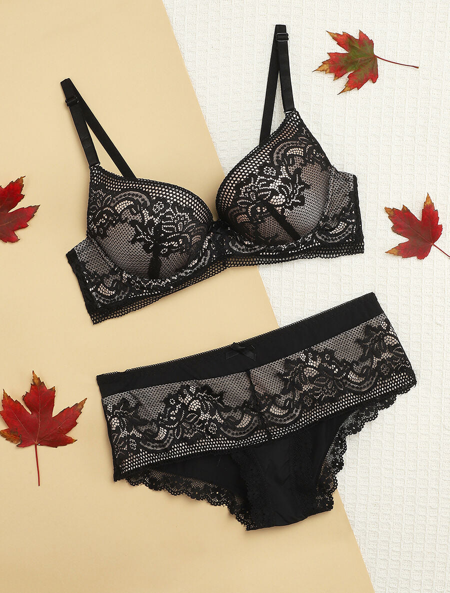 Ensemble push-up à broderie fleurie et shorty - Noir/nude - 1