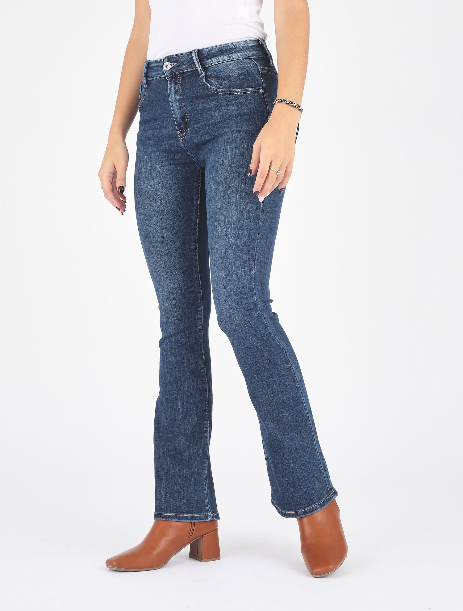 Jean classique effet push up coupe bootcut - Bleu - 4