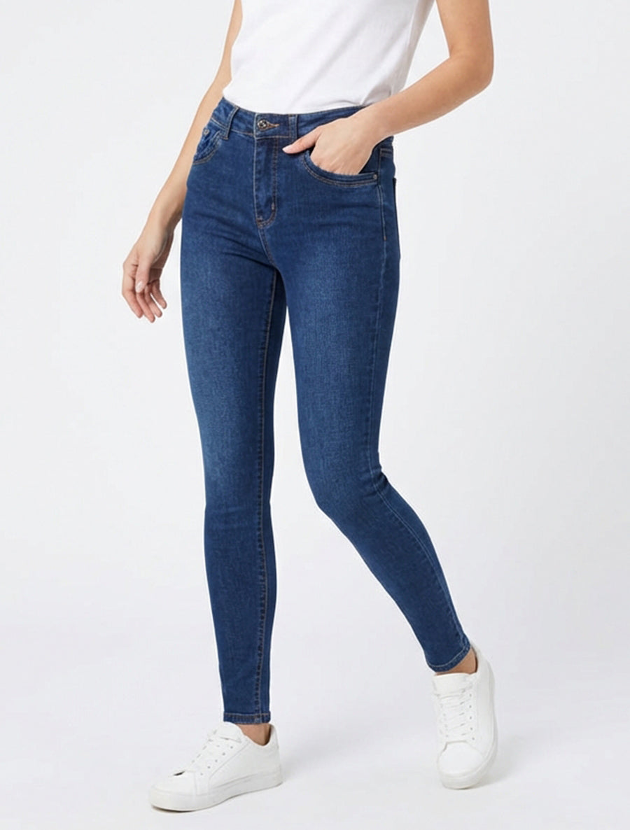 Jean estándar corte skinny - Azul