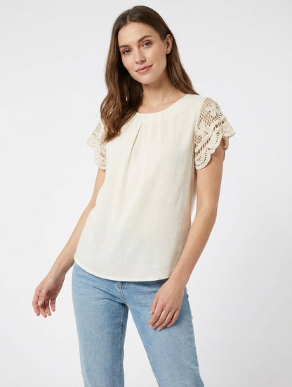 Top liso de mangas cortas bordadas - Crema