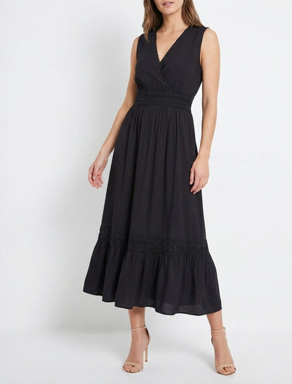 Vestido sin mangas con bordados - Negro