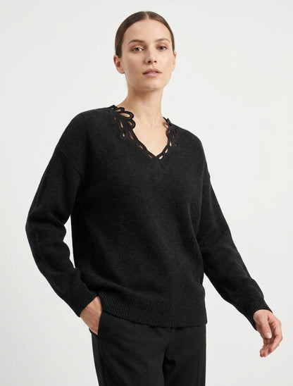Jersey liso con cuello en V calado - Negro
