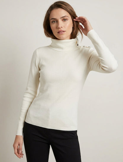 Jersey fino de canalé con cuello alto abotonado - Crema