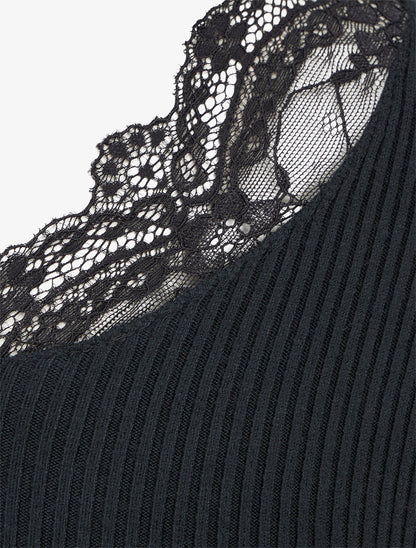 Pull côtelé à col en dentelle - Noir - 3