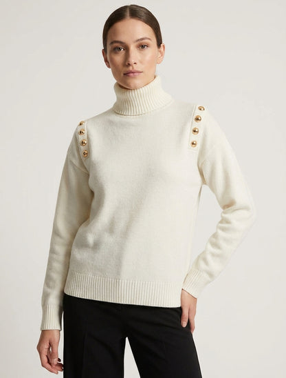 Jersey recto de cuello alto con botones decorativos. - Crudo