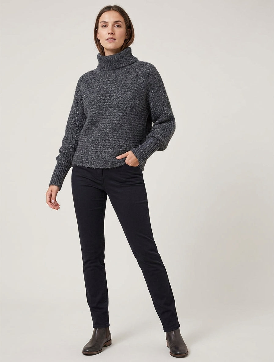Suéter de mezcla de lana con cuello alto irisado. - Gris
