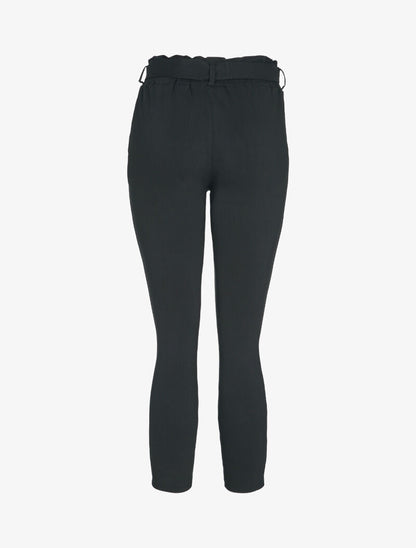 Pantalon carotte à taille élastiquée et froncée - Noir - 2