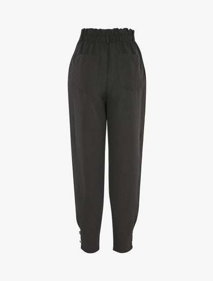 Pantalon à taille empire et chevilles à boutons décoratifs - Noir - 2