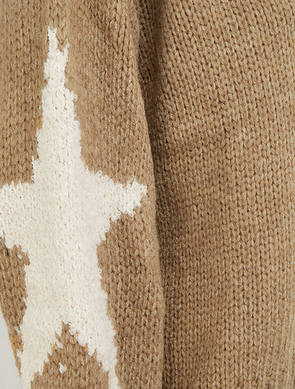 Suéter de punto liso con motivos de estrellas - Camello