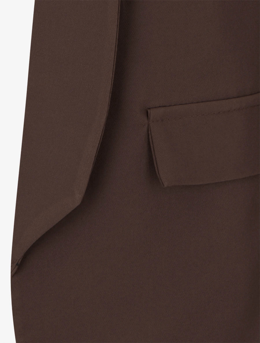 Blazer liso con bolsillos decorativos - Marrón