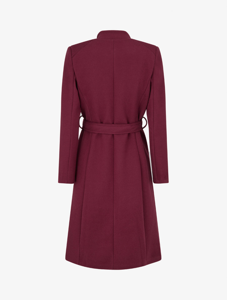 Abrigo largo entallado con botones. - Burdeos