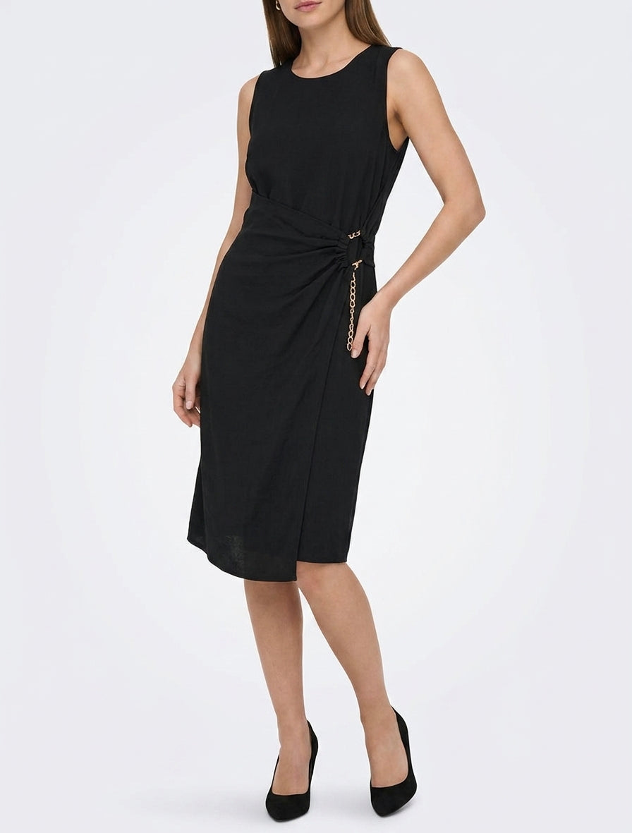 Vestido largo liso con cadena - Negro
